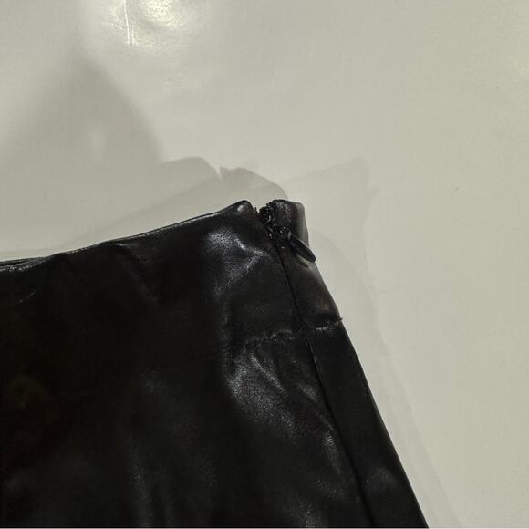 SBetro Suzanne Betro‎ Faux Leather Front Slit Skinny Pants Size S - Picture 5 of 12